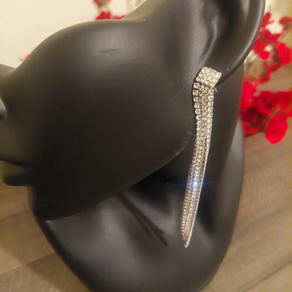 Sparkling Silver Rhinestone Dangle Earrings